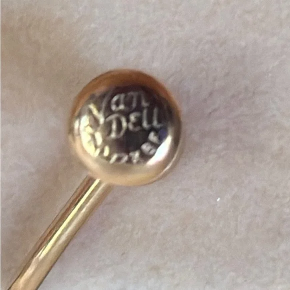 Elegant Vintage Gold Filled Van Dell Jewelry Set screw back earrings and necklac - Picture 3 of 4